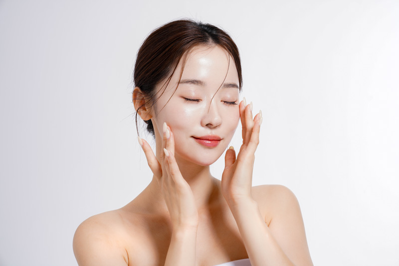 Yuk Kenalan Sama Formula Jenius di Balik Glass Skin Look